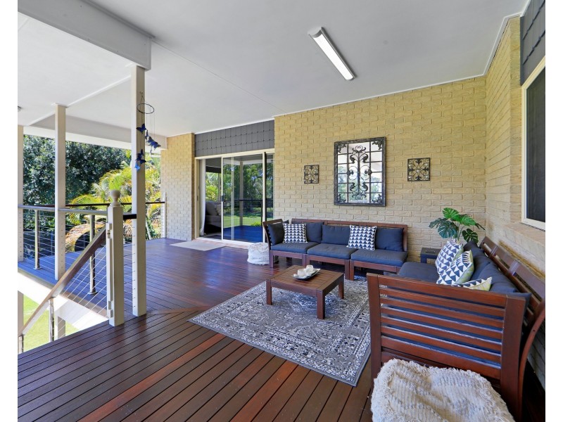30 Pandanus Drive, Dundowran Beach QLD 4655