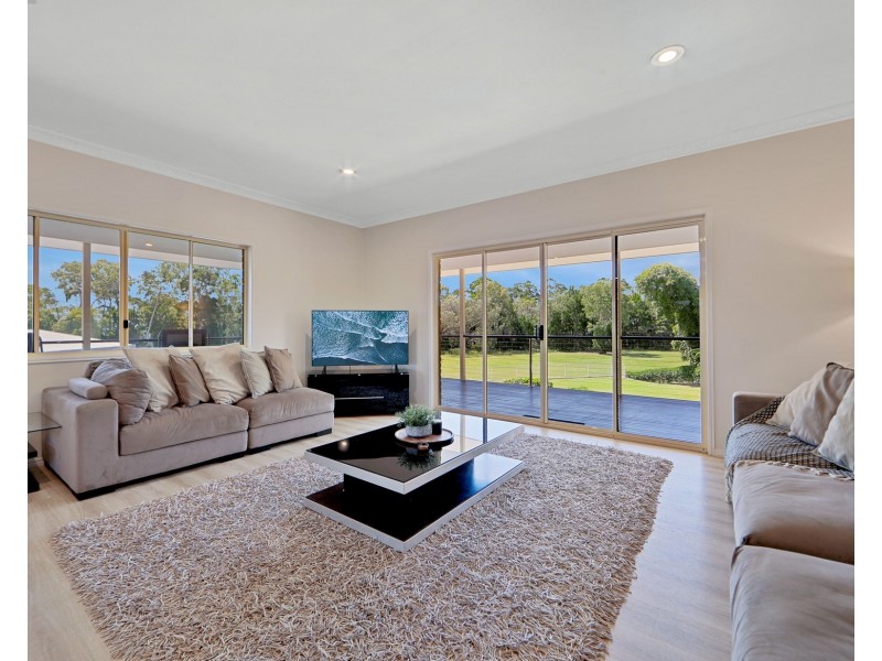 30 Pandanus Drive, Dundowran Beach QLD 4655