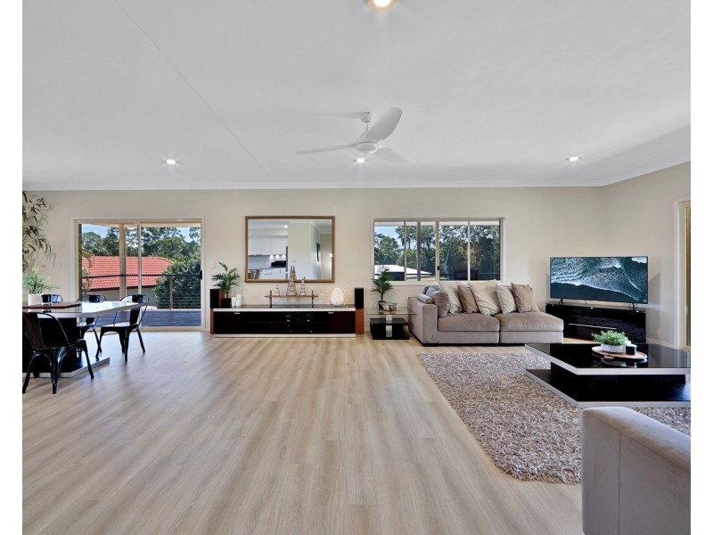 30 Pandanus Drive, Dundowran Beach QLD 4655