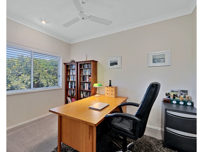 30 Pandanus Drive, Dundowran Beach QLD 4655