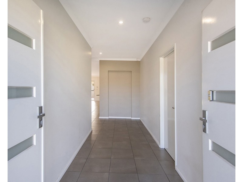 20a James Street, Cannington WA 6107