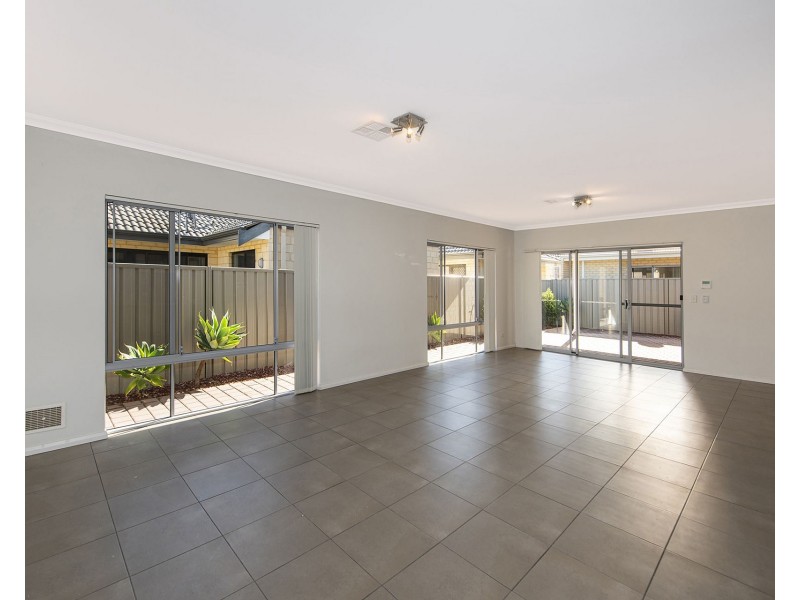 20a James Street, Cannington WA 6107