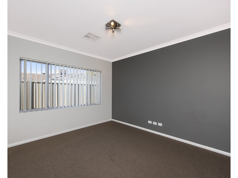 20a James Street, Cannington WA 6107