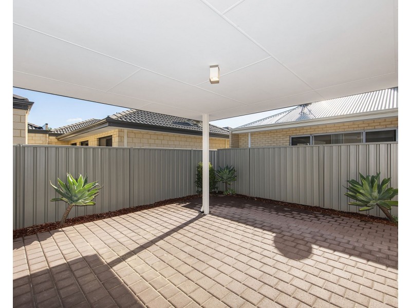 20a James Street, Cannington WA 6107