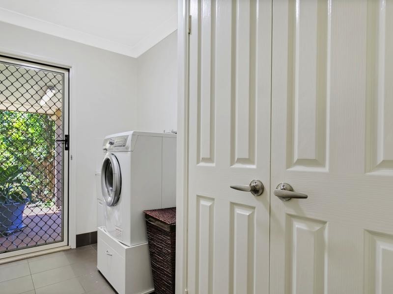 6 Otway Pde, North Lakes QLD 4509