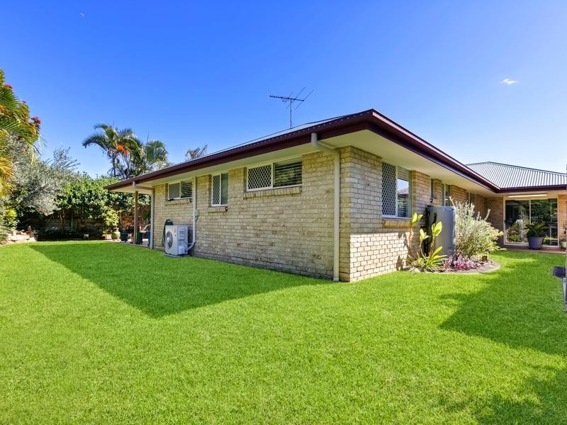 6 Otway Pde, North Lakes QLD 4509