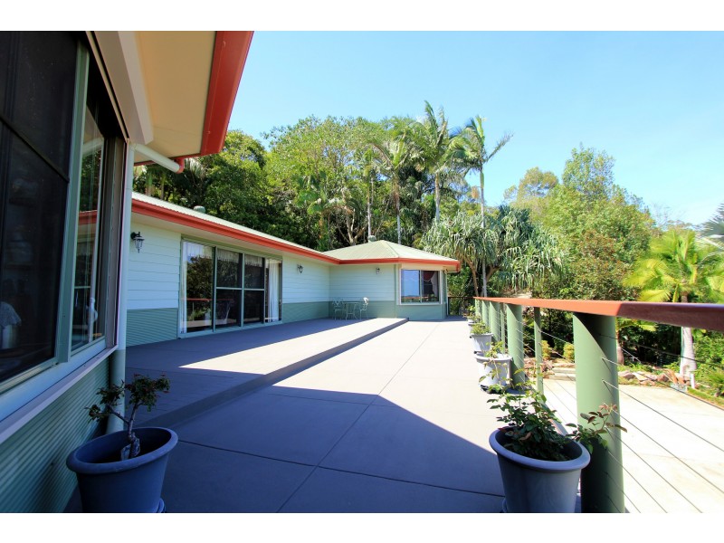 29-33 Ocean Vista Dr, Maroochy River QLD 4561