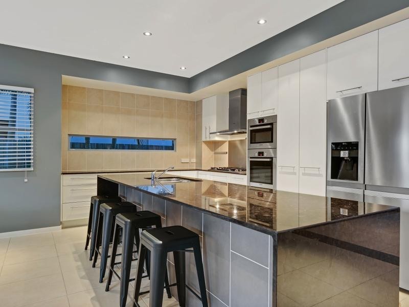 115 Mahogany Drive, Pelican Waters QLD 4551