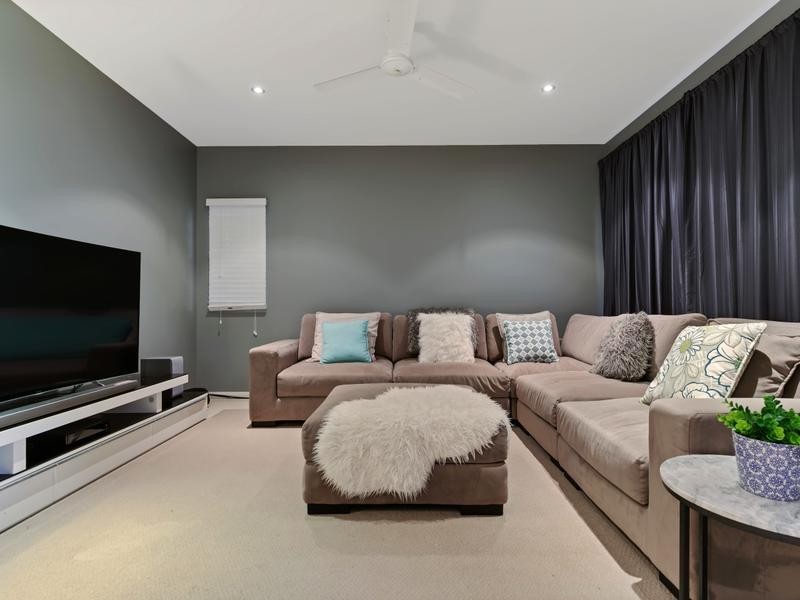 115 Mahogany Drive, Pelican Waters QLD 4551