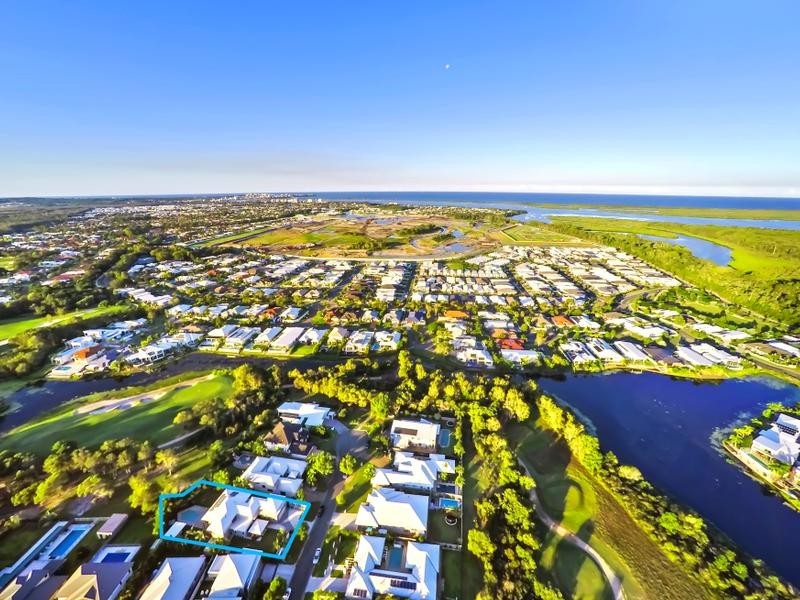 115 Mahogany Drive, Pelican Waters QLD 4551