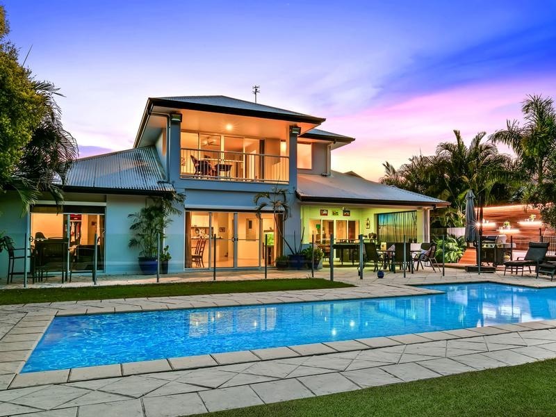 7 Edlundh Court, Pelican Waters QLD 4551