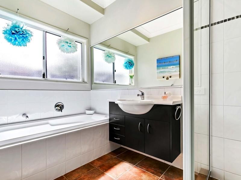 7 Edlundh Court, Pelican Waters QLD 4551
