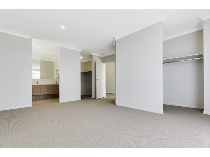 17 Marina View Drive, Pelican Waters QLD 4551