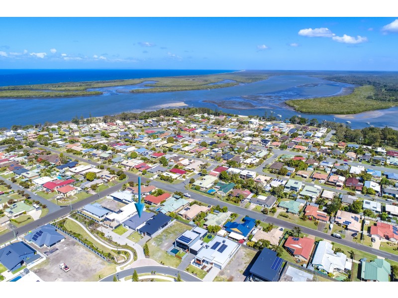 17 Marina View Drive, Pelican Waters QLD 4551