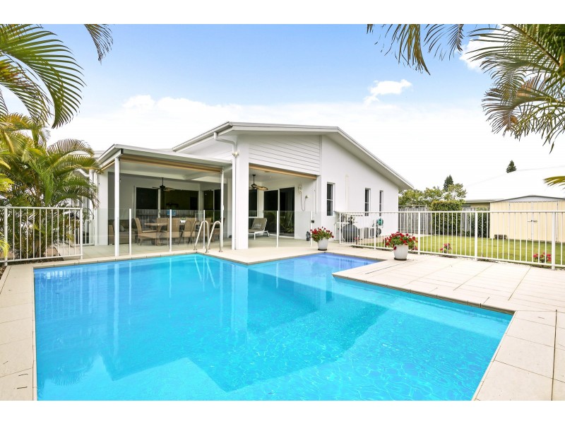 16 Landsdowne Street, Pelican Waters QLD 4551