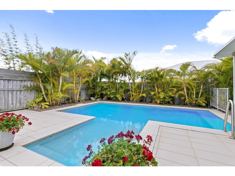 16 Landsdowne Street, Pelican Waters QLD 4551
