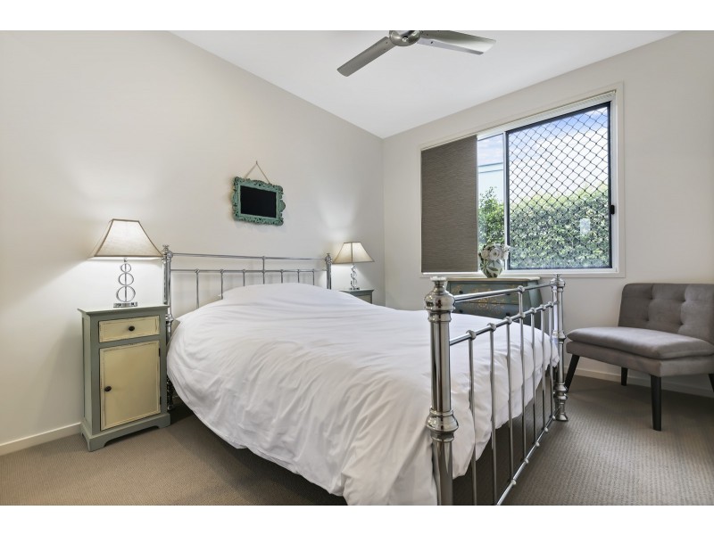 16 Landsdowne Street, Pelican Waters QLD 4551