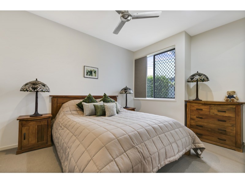 16 Landsdowne Street, Pelican Waters QLD 4551