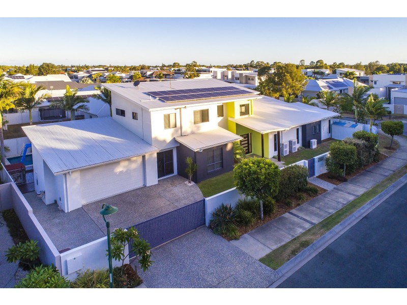 1 Westholme Circuit, Pelican Waters QLD 4551