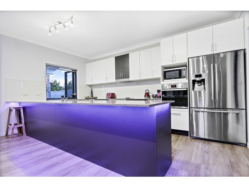1 Westholme Circuit, Pelican Waters QLD 4551