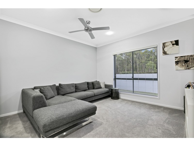 1 Westholme Circuit, Pelican Waters QLD 4551