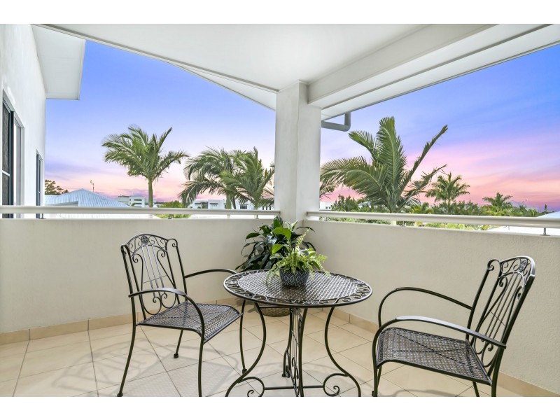 1 Westholme Circuit, Pelican Waters QLD 4551