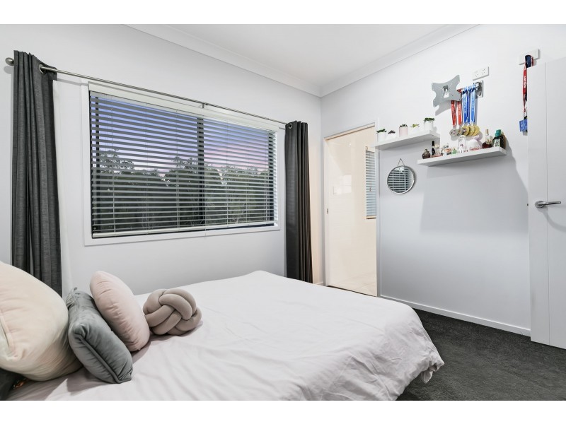 1 Westholme Circuit, Pelican Waters QLD 4551
