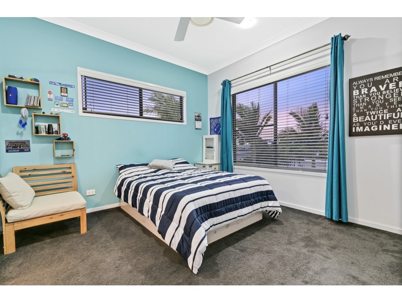 1 Westholme Circuit, Pelican Waters QLD 4551