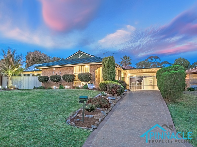 5 Ariel Pl, Rosemeadow NSW 2560