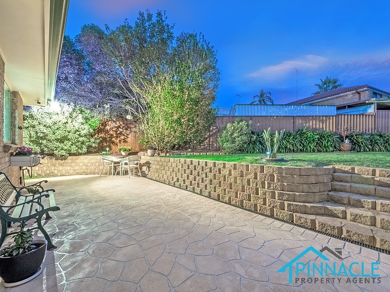 5 Ariel Pl, Rosemeadow NSW 2560