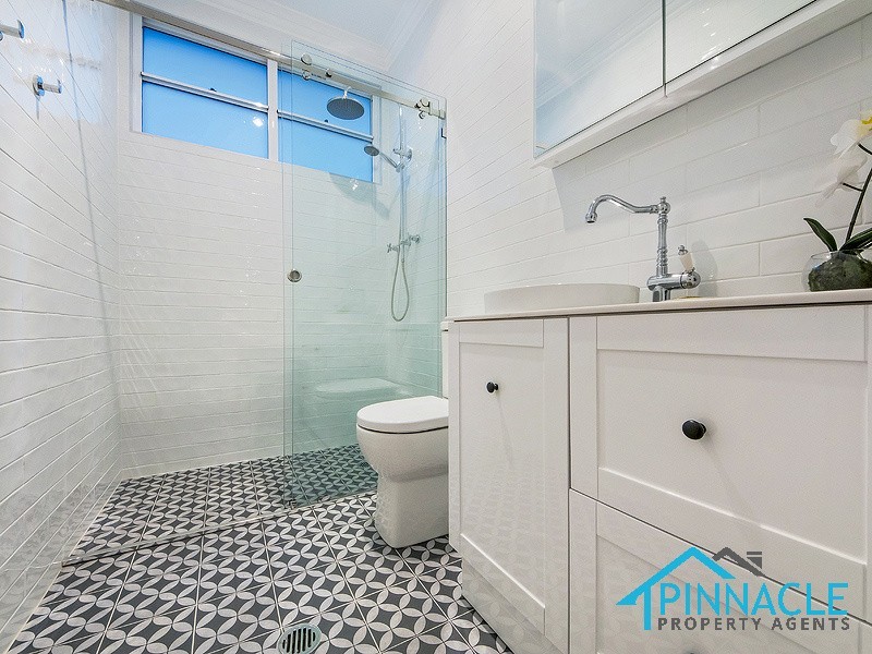 3 Hawkey Cres, Camden NSW 2570