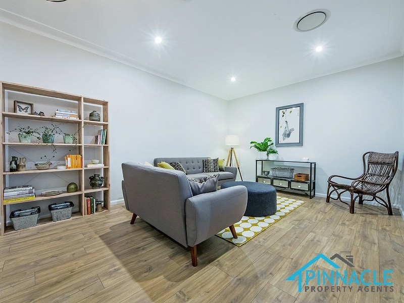 3 Hawkey Cres, Camden NSW 2570