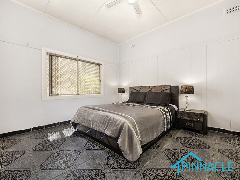 76 Benaroon Rd, Lakemba NSW 2195