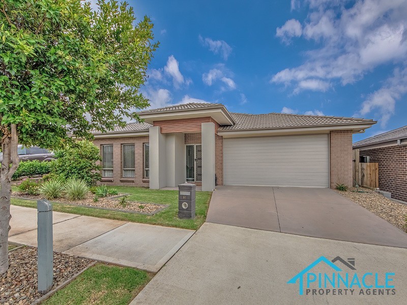 32 Geoghegan Cct, Oran Park NSW 2570