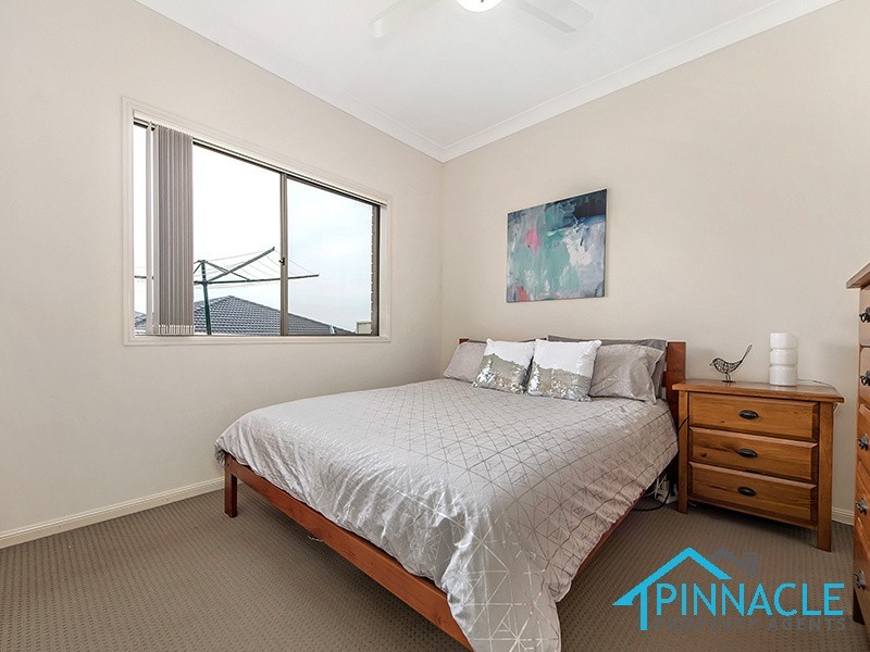 32 Geoghegan Cct, Oran Park NSW 2570