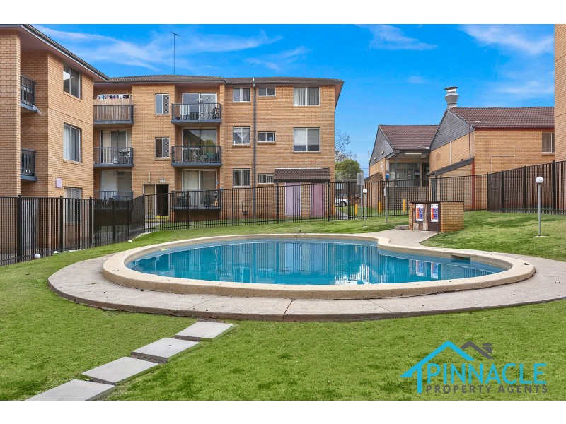 Unit 43/5-7 Hoddle Ave, Bradbury NSW 2560