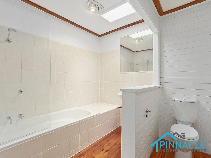 1 Edward St, The Oaks NSW 2570