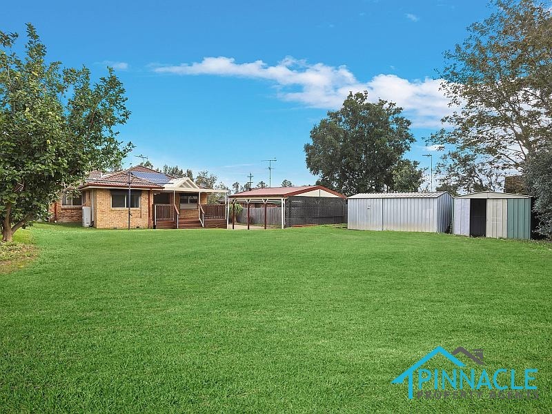 1 Edward St, The Oaks NSW 2570