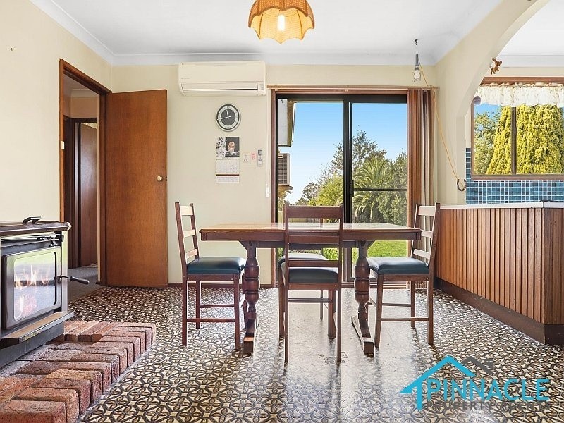 2 Merlin St, The Oaks NSW 2570
