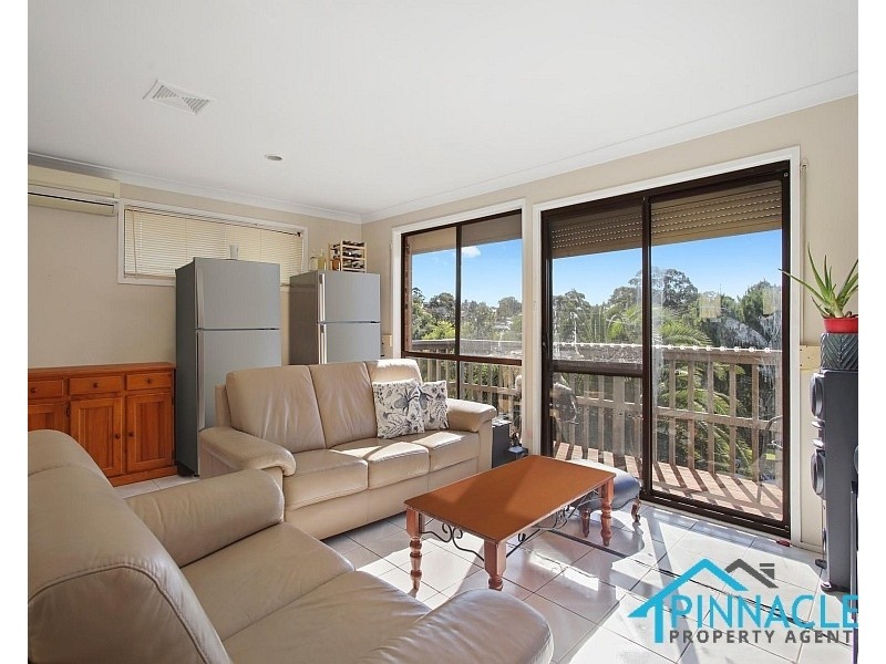 15 Mantalini St, Ambarvale NSW 2560