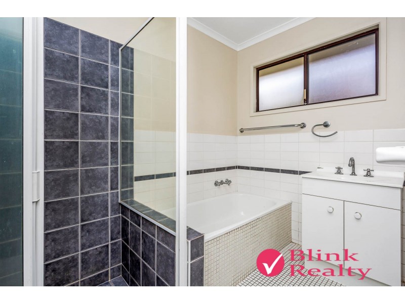 4 Limerick Drive, Crestmead QLD 4132