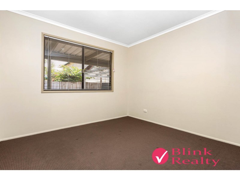 4 Limerick Drive, Crestmead QLD 4132