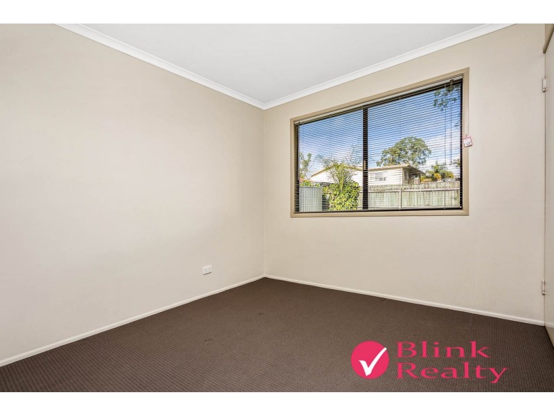 4 Limerick Drive, Crestmead QLD 4132