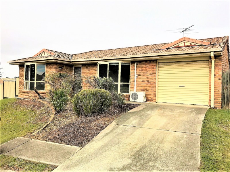 18 Robert South Drive, Crestmead QLD 4132