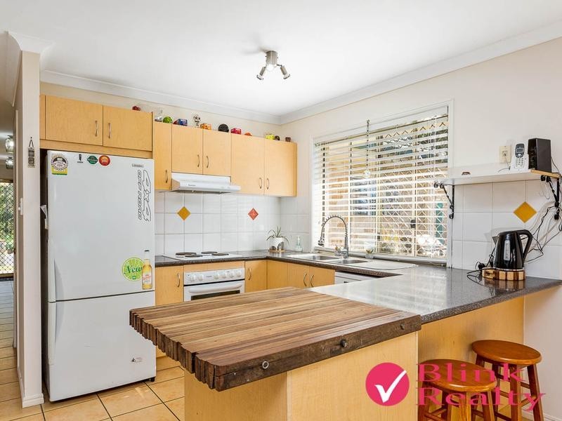 10 Pidgeon Bvd, Crestmead QLD 4132