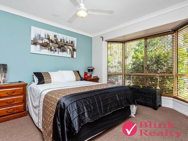 10 Pidgeon Bvd, Crestmead QLD 4132