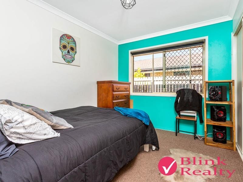 10 Pidgeon Bvd, Crestmead QLD 4132
