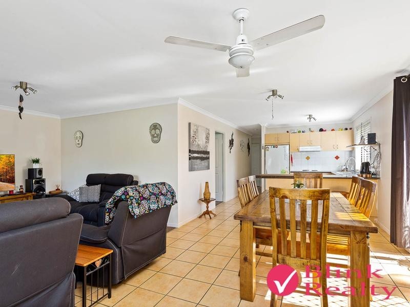 10 Pidgeon Bvd, Crestmead QLD 4132