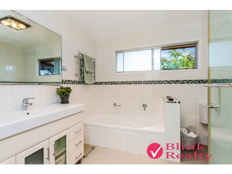 16 Coachwood St, Crestmead QLD 4132