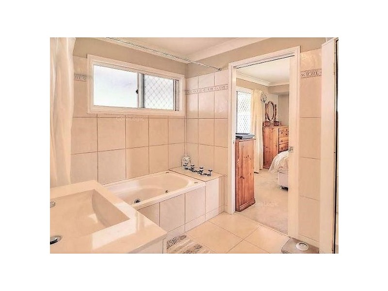 62 Augusta Street, Crestmead QLD 4132